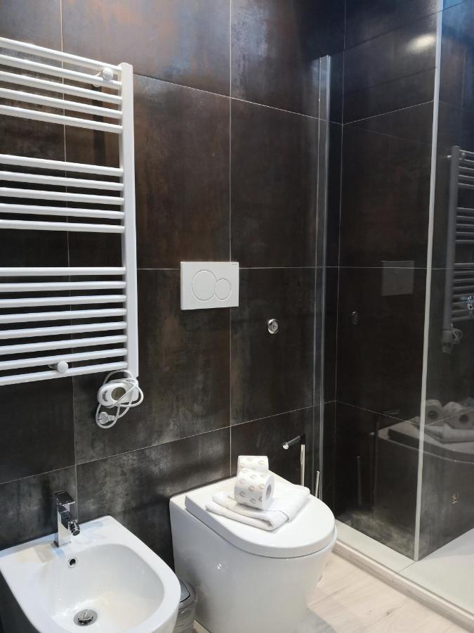 Luxury Apartment Near Niguarda Graziano39 Milan Exterior photo